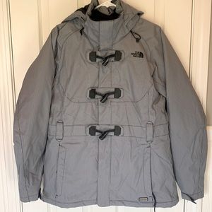 Like New! North Face Ski/Snow Jacket women’s size large.